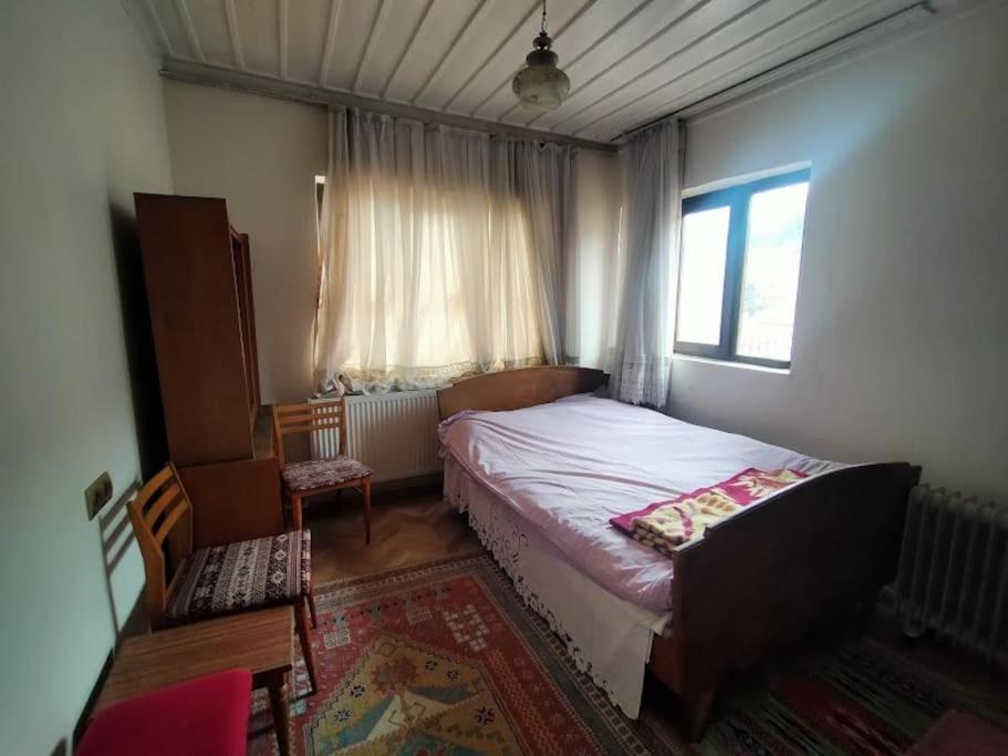 Afyon Kalesi Eteklerinde Bir Yer Villa Afyonkarahisar ภายนอก รูปภาพ